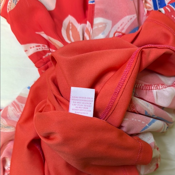 Pink Lily Floral Mini Dress - Red and White - Picture 10 of 11